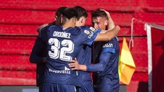 Los jugadores del Fortín festejan la victoria. Los jugadores del Fortín festejan la victoria.
