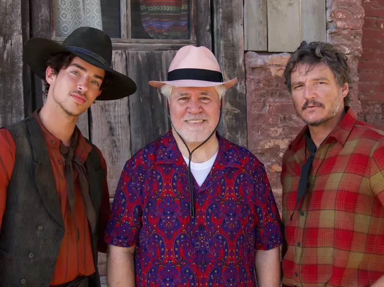 Tras veinticinco años, Silva cruza el desierto a caballo para visitar a su amigo, el sheriff Jake. Celebran el encuentro, pero a la mañana siguiente Jake le dice que el motivo de su viaje no es rememorar su amistad.