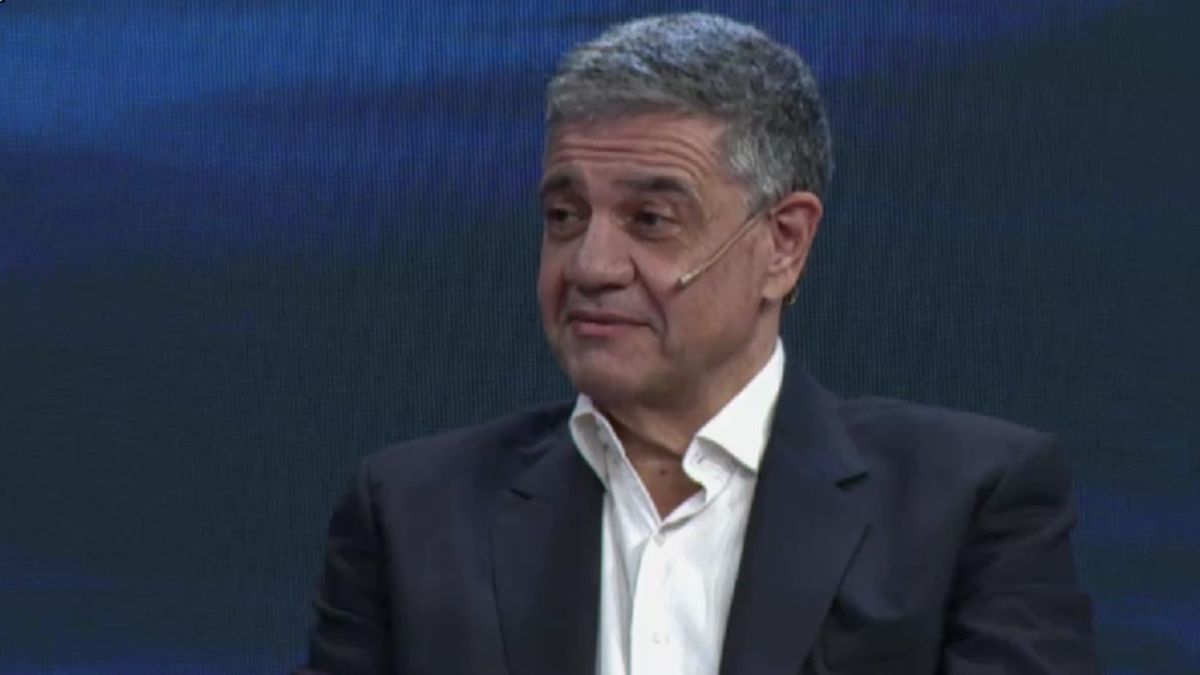 Jorge Macri y Manuel Adorni: Duelo Político en CABA