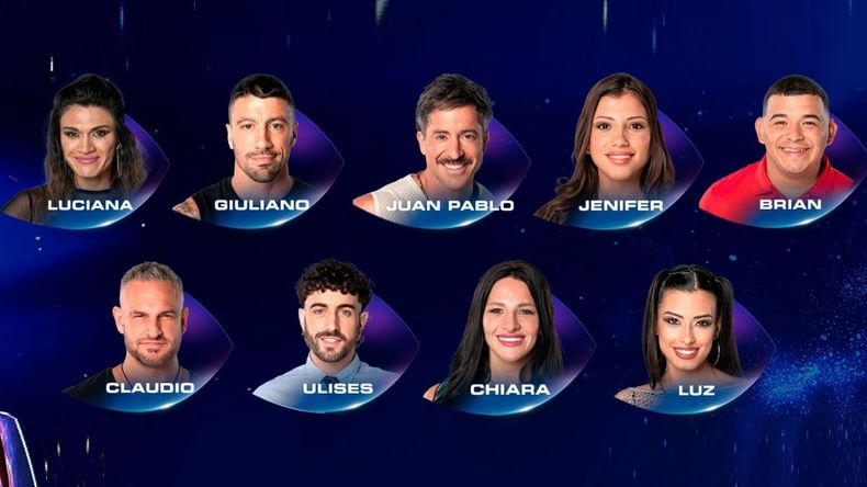 La octava gala de Gran Hermano 2024-25 tendrá cinco hombres y cuatro mujeres. La octava gala de Gran Hermano 2024-25 tendrá cinco hombres y cuatro mujeres.