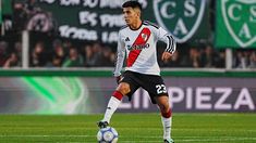 Thiago Almada durante el partido de River frente a Sarmiento.&nbsp;