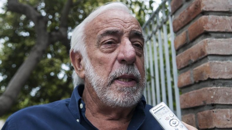 El secretario general de la UTA, Roberto Fernández.