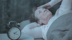 Un buen descanso es clave para sostener una vida fitness, por eso es importante conocer qué ejercicios pueden ayudar a mejorarlo. &nbsp;