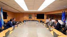 Massa estuvo reunido con Mauricio Claver-Carone y Marco Lavagna. Massa estuvo reunido con Mauricio Claver-Carone y Marco Lavagna.