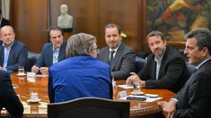 La firma del convenio tiene como beneficio la entrega de $300 millones. La firma del convenio tiene como beneficio la entrega de $300 millones.