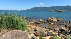 Playa do Julião sobresale por su excelente infraestructura turística. Playa do Julião sobresale por su excelente infraestructura turística.