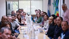 Reunión paritaria del gobierno bonaerense con los representantes de docentes.