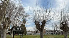 A 100 kilómetros de la Ciudad, se puede llegar en auto o en colectivo. A 100 kilómetros de la Ciudad, se puede llegar en auto o en colectivo.