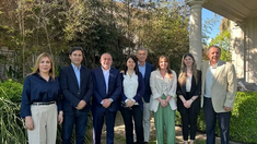 Los senadores del PRO junto a Mauricio Macri.