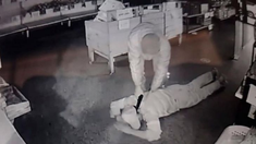 Córdoba: balearon a un cliente en el cuello durante un robo a una verdulería Córdoba: balearon a un cliente en el cuello durante un robo a una verdulería