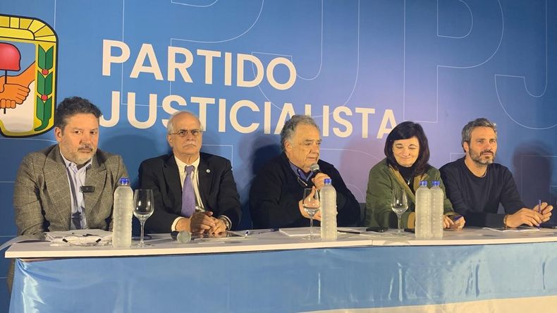 Gustavo Menéndez