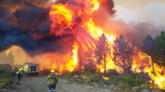 Hasta el momento, aún había un foco de incendio activo en el Parque Nacional Los Alerces y otro en El Hoyo.&nbsp;