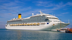 La Ciudad de Buenos Aires recibe por temporada más de 100 cruceros con más de 400.000 turistas.