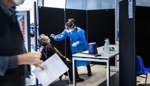 La variante Ómicron del Covid-19 tiene en vilo al mundo.