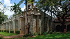 En la actualidad funciona como iglesia episcopal y atracción turística. En la actualidad funciona como iglesia episcopal y atracción turística.