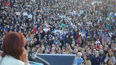 Cánticos, gestos y mensajes en medio de la interna del peronismo: lo que no se vio del acto de Cristina en Quilmes Cánticos, gestos y mensajes en medio de la interna del peronismo: lo que no se vio del acto de Cristina en Quilmes