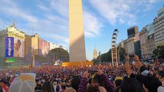 Fuera Maduro, fue la consigna de miles de venezolanos en el Obelisco.