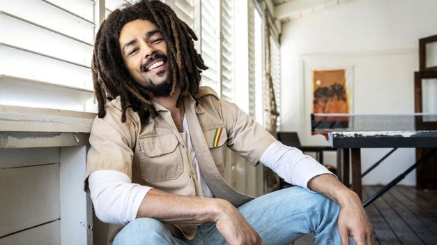 Bob Marley: la leyenda, una película de 2024 que llegó a Netflix este mes y cuenta la emotiva historia de vida de este cantante y compositor que marcó un antes y un después.