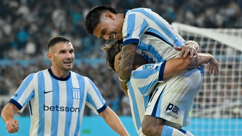 Zaracho había adelantado a la Academia en el primer tiempo.