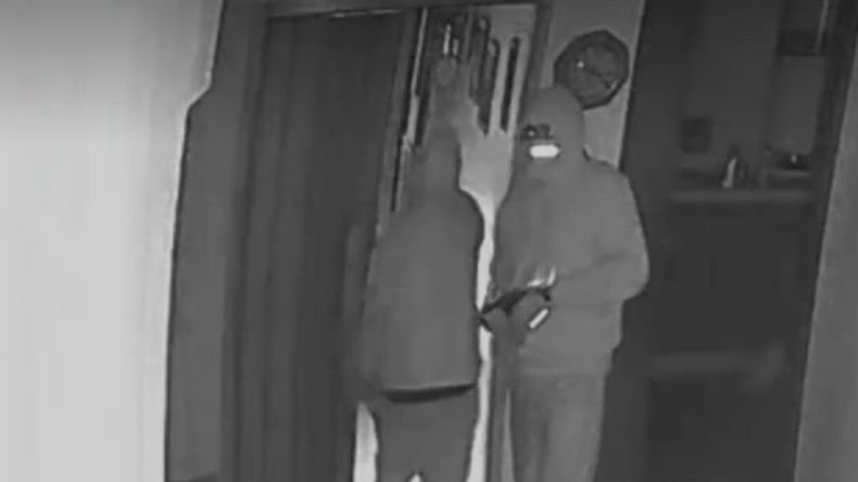 Losdelincuentes se llevaron $100 mil y le dejaron $500 con un sínico mensaje:“Para la comida de mañana”