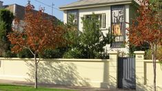 El museo atiende de martes a domingo y algunos festivos entre las 10y 18 horas. El museo atiende de martes a domingo y algunos festivos entre las 10y 18 horas.