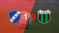 apretada victoria de alvarado frente a nueva chicago