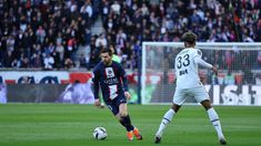 Duro golpe para PSG: perdió y Lionel Messi fue silbado. Duro golpe para PSG: perdió y Lionel Messi fue silbado.