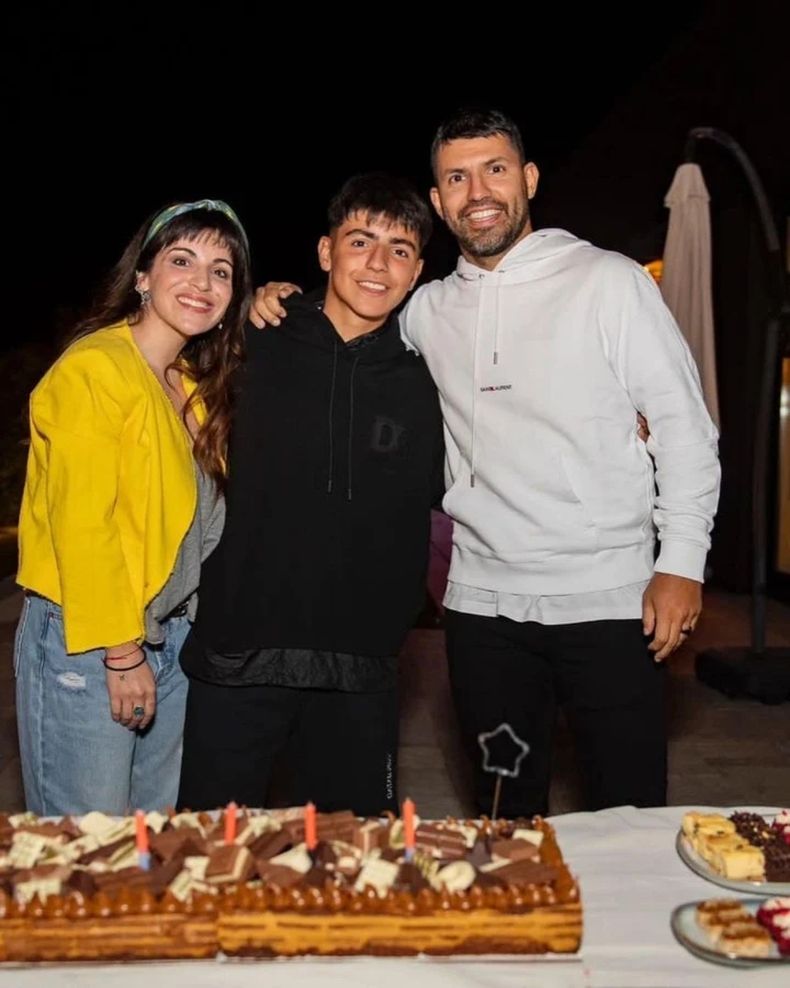 Benjamín compartió una foto con sus padres y Osvaldo no lo soportó.