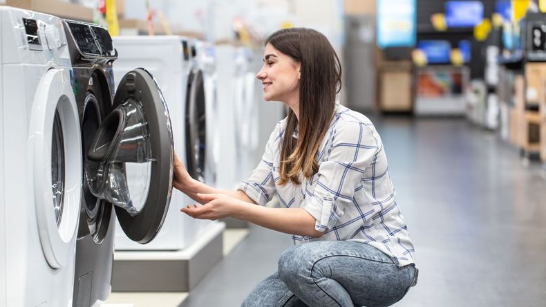 La compra de electrodomésticos, otra da las opciones para usar parte del ingreso por el aguinaldo. 