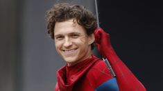 Tom Holland preocupó a todos tras su conmoción cerebral. Tom Holland preocupó a todos tras su conmoción cerebral.