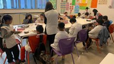 Los docentes llegaron a un acuerdo para tener un aumento salarial del 114% anual. Los docentes llegaron a un acuerdo para tener un aumento salarial del 114% anual.