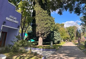 Las autoridades convocan a una campaña de ayuda comunitaria para sostener sus servicios esenciales. Las autoridades convocan a una campaña de ayuda comunitaria para sostener sus servicios esenciales.