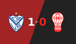 con un solo gol, velez derroto a huracan en el fortin