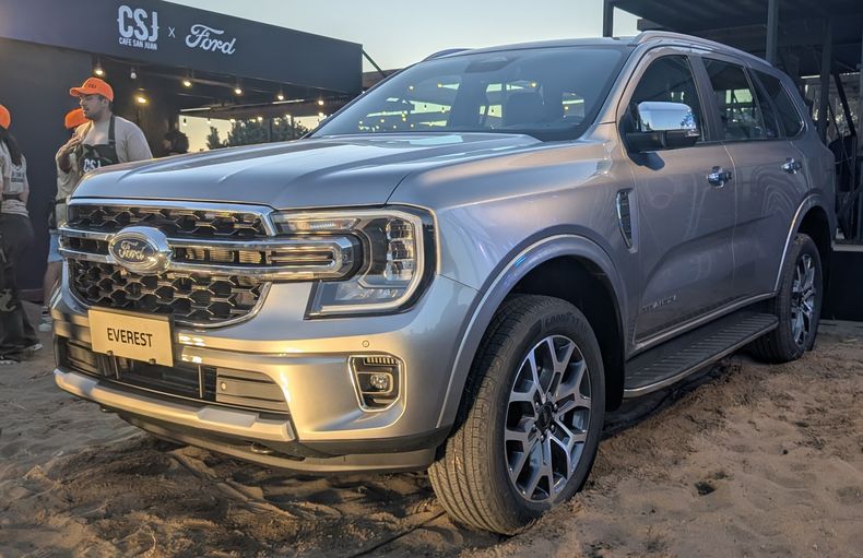 La Ford Everest exhibida en el stand de Pinamar Norte.