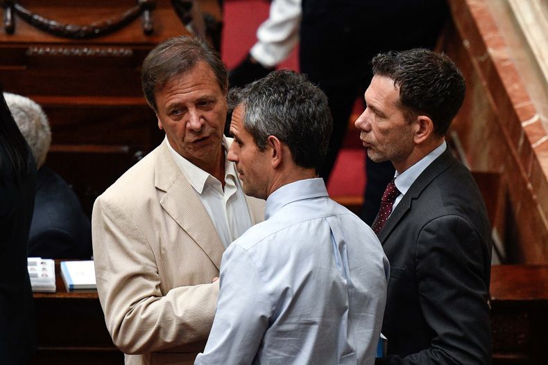 Oscar Zago junto a Martín Menem.