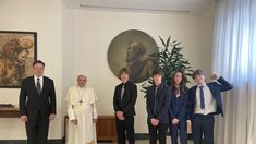 Honrado de haber conocido al pontífice, escribió el hombre más rico del mundo.