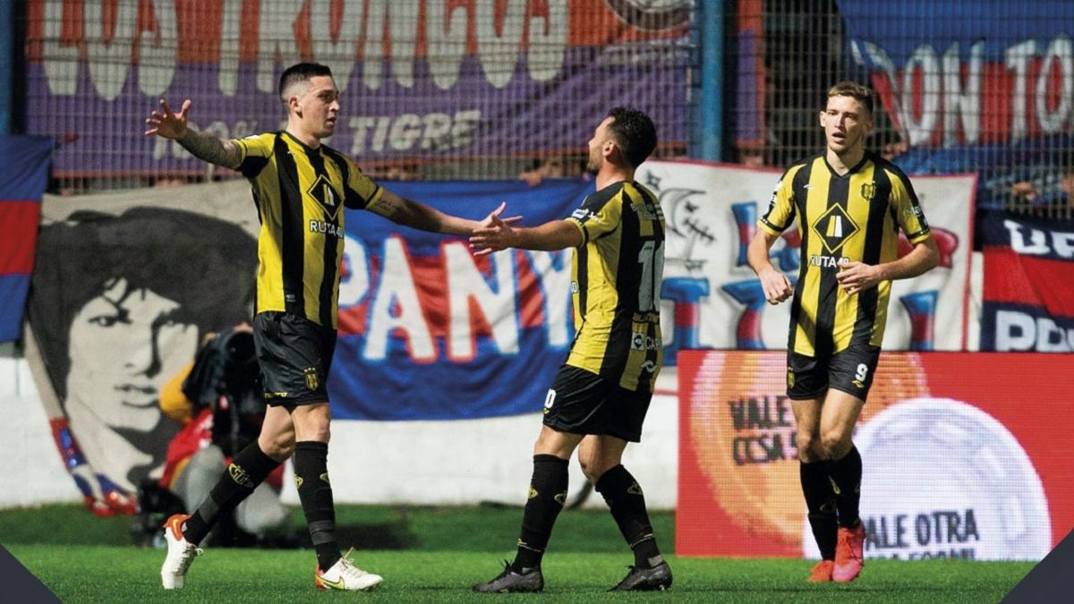 Deportivo Madryn se impuso en los penales y dejó a Tigre fuera de la