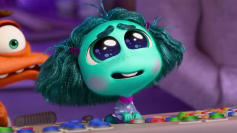 La trama se intensifica con la introducción de estas nuevas emociones, las cuales complican la dinámica interna en la mente de la protagonista