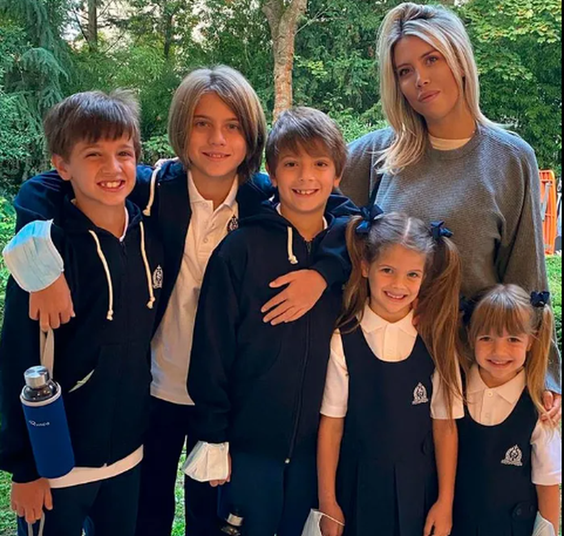 Wanda Nara junto a sus hijos. Créditos: captura de pantalla