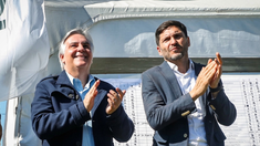 Martín Llaryora y Maximiliano Pullaro en la expo TodoLactea 2026. Martín Llaryora y Maximiliano Pullaro en la expo TodoLactea 2026.