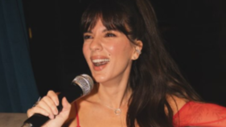 Accardi estaría saliendo con un joven que conoció en un vuelo al extterior