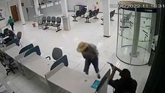 Sangriento robo a un banco en Brasil. Captura de video. Sangriento robo a un banco en Brasil. Captura de video.