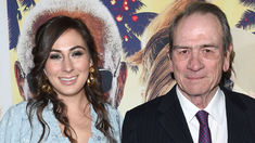 Todavía no se conoce el resultado de la autopsia ni más detalles sobre su muerte. Todavía no se conoce el resultado de la autopsia ni más detalles sobre su muerte.