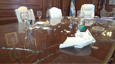 La persona es acusada de atacar la oficina de Cristina Kirchner. La persona es acusada de atacar la oficina de Cristina Kirchner.