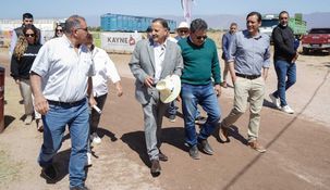 Quintela junto a productores agropecuarios.&nbsp;