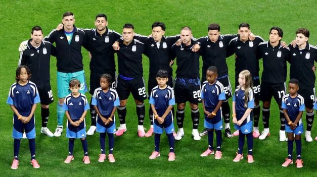 La Selección argentina irá por el bicampeonato mundial y en las redes se viralizó un emotivo video alusivo.&nbsp;