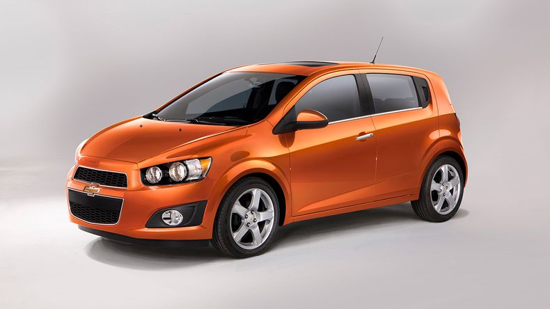 Chevrolet Sonic es uno de los modelos afectados.