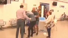 impactante: se conocio el video del jubilado que se rocio con nafta luego de que el gobierno lo dejara sin medicamentos impactante: se conocio el video del jubilado que se rocio con nafta luego de que el gobierno lo dejara sin medicamentos