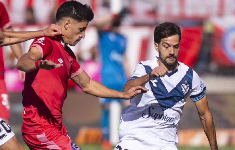 Bouzat fue una de las figuras contra Argentinos.