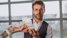 El horóscopo detalló a las personas que se convertirán en millonarios antes de finalizar el año. El horóscopo detalló a las personas que se convertirán en millonarios antes de finalizar el año.